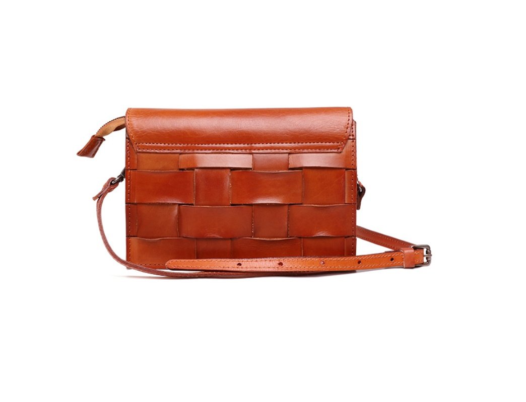Vintage vegetable tanned leather shoulder bag