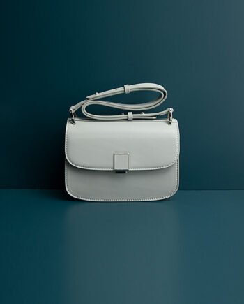 Niche Design Women's Genuine Leather Messenger Shoulder Bag