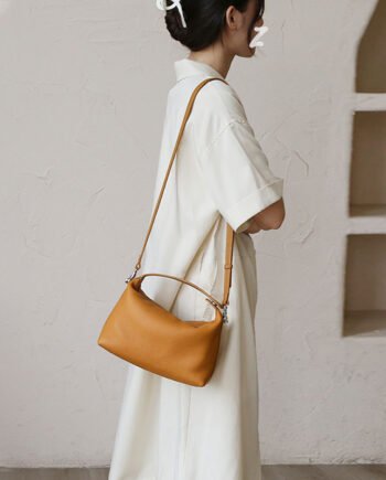 Boston Layer Cowhide One Shoulder Lunch Box Bag